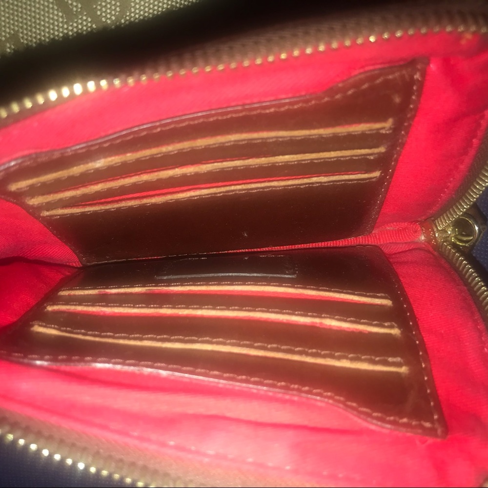 Dooney & Bourke Set - Picture 4 of 8
